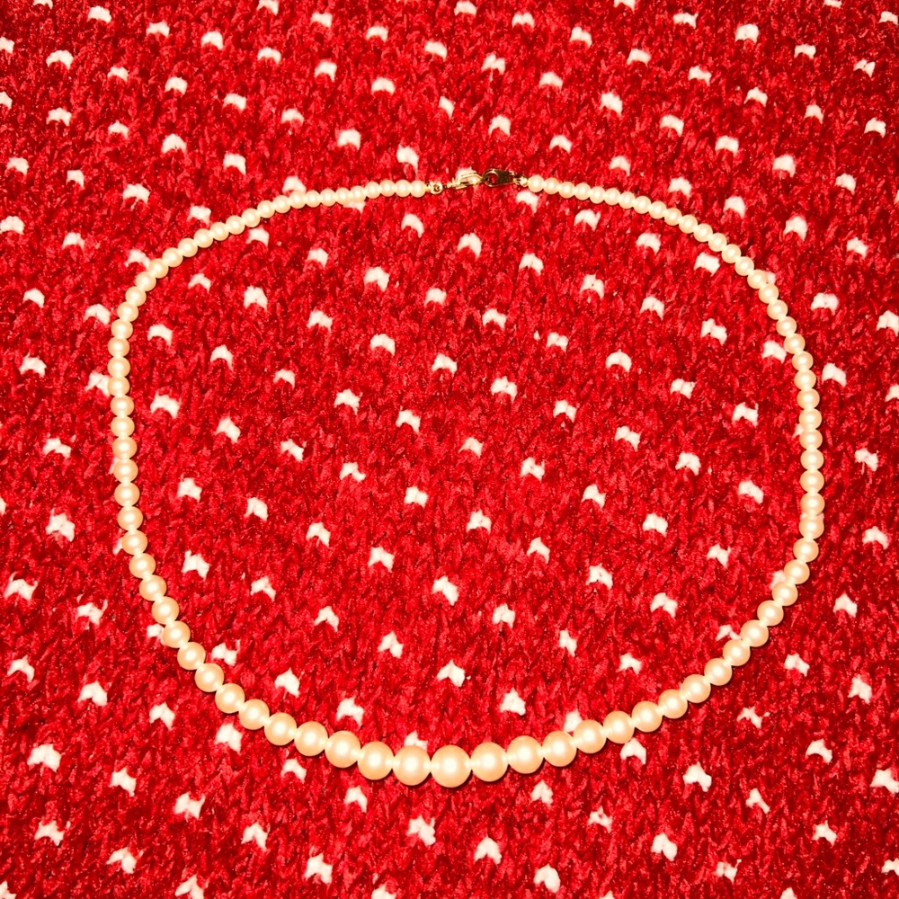 🐋🐚Pearl Necklace❤️ - Picture 7 of 8